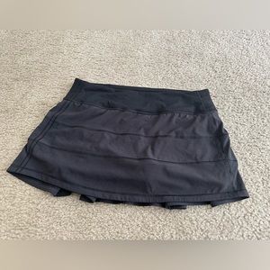 Lululemon Skort size 6. Worn a handful of times. Perfect condition